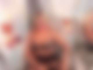 Emily Leah's Live Sex Cam Show