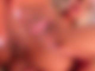 Live cam show with Emily Leah - Fingering on Camsoda