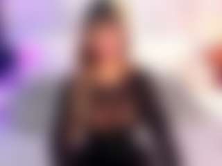 Live cam show with Emily Leah - Big Ass on Hubzter Live