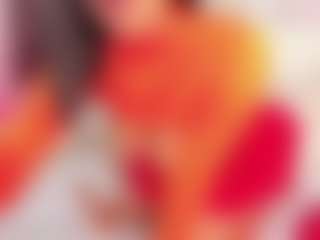 Emily Leah MILF webcam performer live streaming