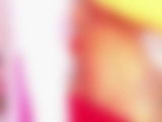 Live cam show with Emily Leah - Latina on CamwithHer | colombia