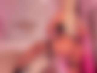 Live cam show with Emily Leah - Blonde Hair on Mixed Magazine Live