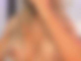 Live cam show with Emily Leah - Fetish on TottyGirls