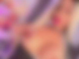 Live cam show with Emily Leah - Dirty Talk on milfzrlive.com