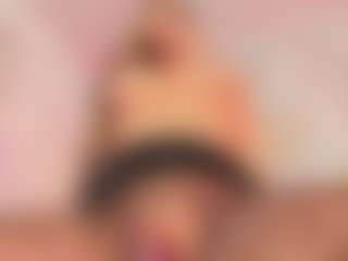 Emily Leah's Live Sex Cam Show