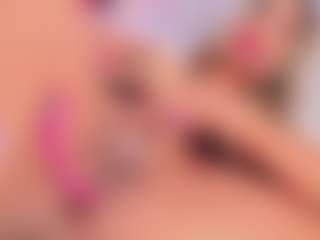 Live cam show with Emily Leah - Facial Piercings on Camsoda