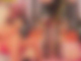 Emily Leah MILF webcam performer live streaming