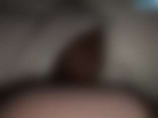 Live cam show with PRINCESS BIANCA - Petite on TeamSkeetLive