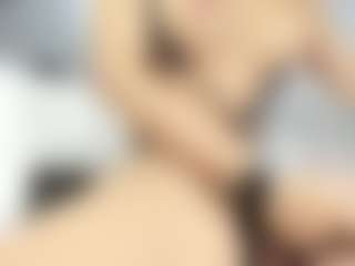 doll-sophiax's Live Sex Cam Show