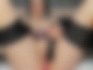 Live cam show with WoWCreamy - Sexcam on Milf Play