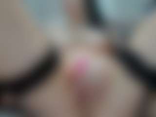 WoWCreamy's Live Sex Cam Show