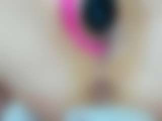 WoWCreamy's Live Sex Cam Show