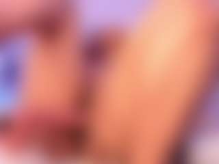 Live cam show with GABY - Facial Piercings on 1on1-livenow
