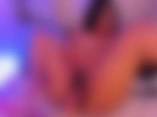 Live cam show with GABY - Ass Bouncing on CamClone