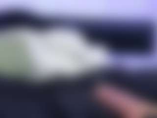 HornyLindzay's Live Sex Cam Show