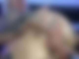 HornyLindzay's Live Sex Cam Show