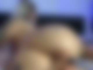 HornyLindzay's Live Sex Cam Show