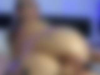 Live cam show with HornyLindzay - Pornstar BBW on Strip Flash - Live Sex Shows