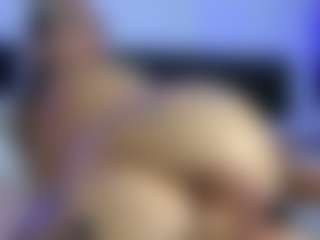 Live cam show with HornyLindzay - Ddlg on sexylive.show