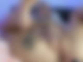 HornyLindzay's Live Sex Cam Show