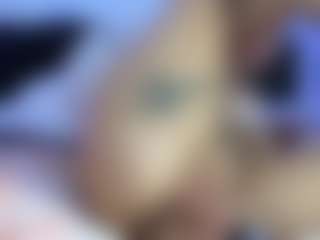HornyLindzay's Live Sex Cam Show