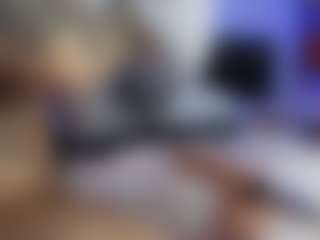 HornyLindzay's Live Sex Cam Show