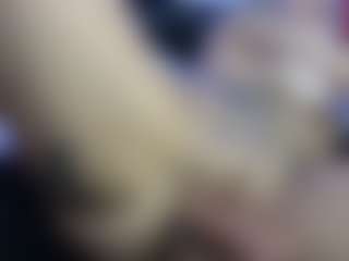 HornyLindzay's Live Sex Cam Show