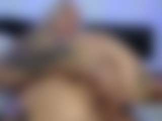 HornyLindzay's Live Sex Cam Show