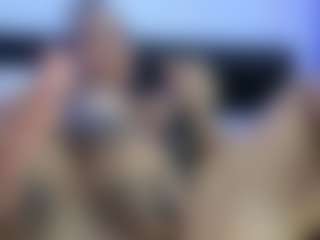 HornyLindzay's Live Sex Cam Show