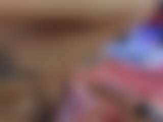 HornyLindzay's Live Sex Cam Show