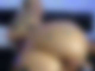 HornyLindzay's Live Sex Cam Show