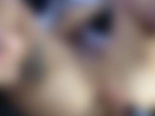 HornyLindzay's Live Sex Cam Show