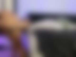 HornyLindzay's Live Sex Cam Show