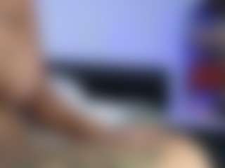 HornyLindzay's Live Sex Cam Show