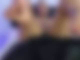 HornyLindzay's Live Sex Cam Show