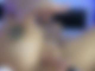 Live cam show with HornyLindzay - Big Tits on Camsoda