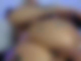 HornyLindzay's Live Sex Cam Show