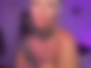 HornyLindzay's Live Sex Cam Show