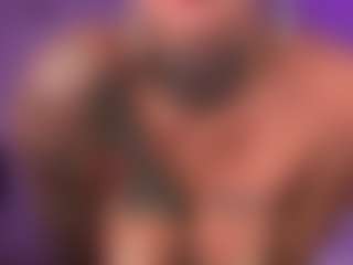 HornyLindzay's Live Sex Cam Show