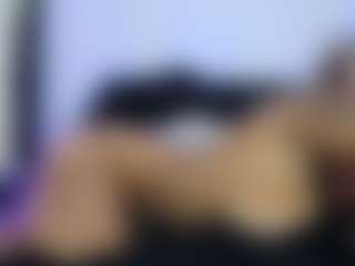 HornyLindzay's Live Sex Cam Show