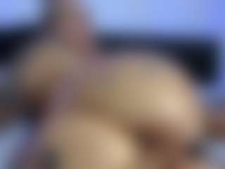 HornyLindzay's Live Sex Cam Show