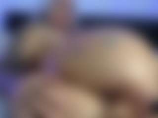 Live cam show with HornyLindzay - Big Ass Big Tits on fapnchat