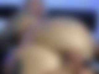 HornyLindzay's Live Sex Cam Show