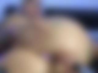 Live cam show with HornyLindzay - Sexwebcam on SpankPalCams
