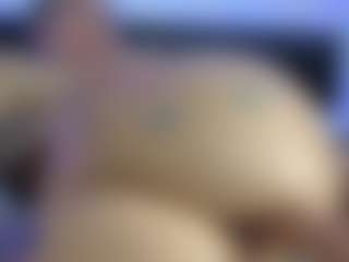 HornyLindzays Live-Sex-Cam-Show