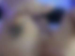 HornyLindzay's Live Sex Cam Show