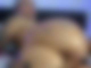 HornyLindzay's Live Sex Cam Show