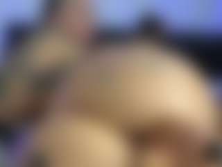 HornyLindzay's Live Sex Cam Show