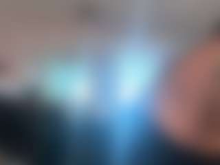 HornyLindzay's Live Sex Cam Show