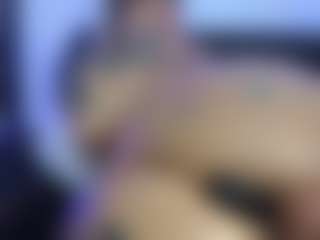 HornyLindzay's Live Sex Cam Show